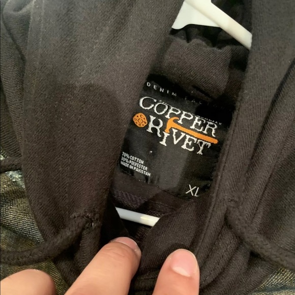 Men shirt sleeve hoodie size xl - Picture 4 of 5